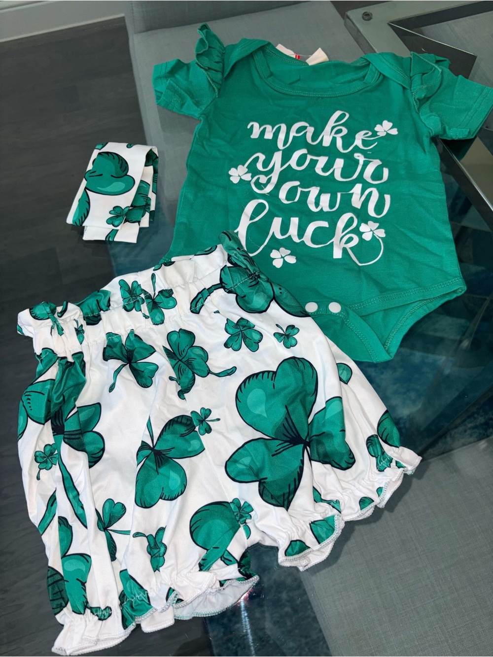 🦋5/$40 Make Your Own Luck Onesie & Short Set